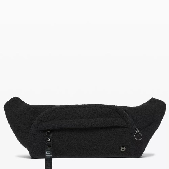 lululemon athletica Handbags - Rare!!! BRAND NEW!!! Lululemon On The Beat Belt Bag *5L Black Bum Waist Bag!